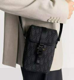 Picture of Dior Mens Bags _SKUfw239235262fw